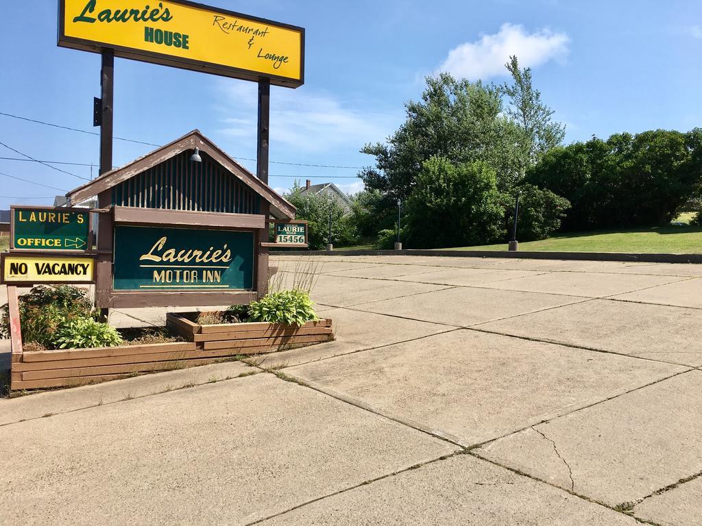 Laurie'S Inn Cheticamp Luaran gambar